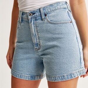 Abercrombie & Fitch Curve Love High Rise Dad Shorts